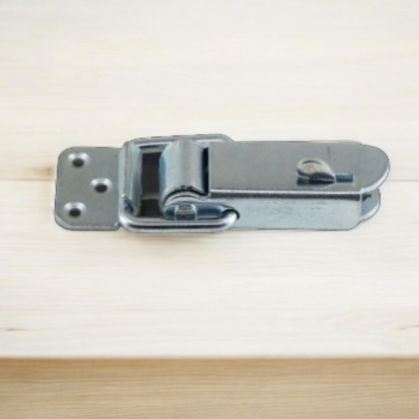 Замок для ящиков 66,4*55,9 мм., цинк / Надежный и долговечный